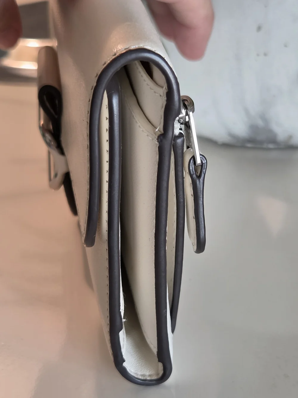 COACH Chalk Leather Morgan Slim Wallet - EUC
